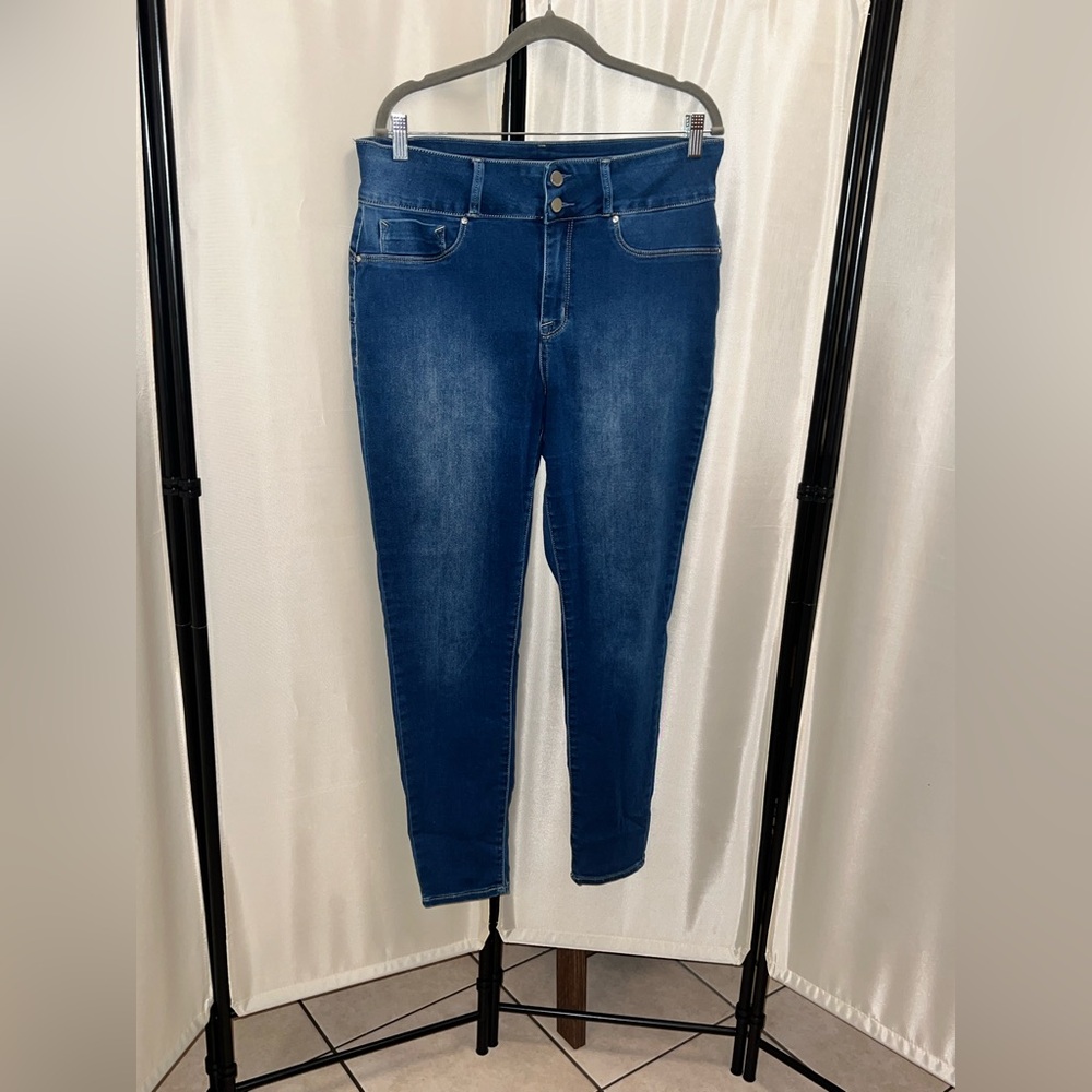 Seven7 High Rise Dark Blue Women's Jeans